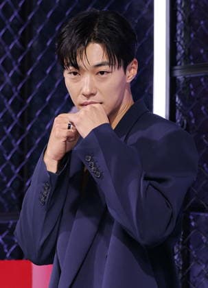 S. Korean actor Woo Doh-hwan S. Korean actor Woo Doh-hwan South Korean actor Woo Doh-hwan, who stars in the Bloodhounds Season 2, an original action series by Netflix, poses for a photo during a publicity event in Seoul on March 31, 2026. The seven-episode series will be released worldwide on April 3. (Yonhap) 2026-04-01 04:48:14 < 1980-2026 YONHAPNEWS AGENCY. .> ¼­¿ïÆ¯º°½Ã EDITORIAL USE ONLY  Copyright: xx PYH2026033121170034400 YonhapxNewsx yonphotos250928