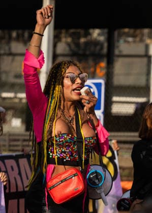 March 31, 2026, Mexico City, Mexico: Demonstration organized by the Libres y Combativas MX collective (Free and Combative Women MX) under the slogan: Trans and non-binary lives matter. The march moved from the Zocalo toward Plaza Tlaxcoaque and the Chabacano subway station, calling for the recognition of transfemicide, a comprehensive trans law, and access to rights including health, identity, education, work and housing. Mexico City Mexico  - ZUMAl178 20260331_znp_l178_057 Copyright: xCristianxLeyvax