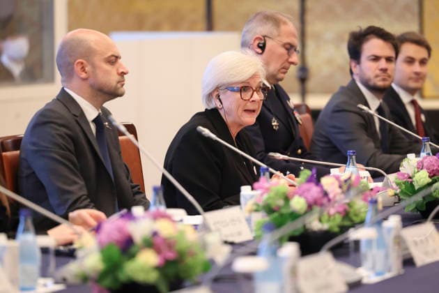 April 1, 2026, Tokyo, Japan: (L to R) Jean-Noel Barrot Minister for Europe and Foreign Affairs of the French Republic and Catherine Vautrin Minister for the Armed Forces and Veterans Affairs of the French Republic speak during a meeting with Koizumi Shinjiro Minister of Defense of Japan and Motegi Toshimitsu Minister for Foreign Affairs of Japan (not in picture) at Iikura Guest House in Tokyo. Tokyo Japan  - ZUMAm191 20260401_aap_m191_004 Copyright: xRodrigoxReyesxMarinx