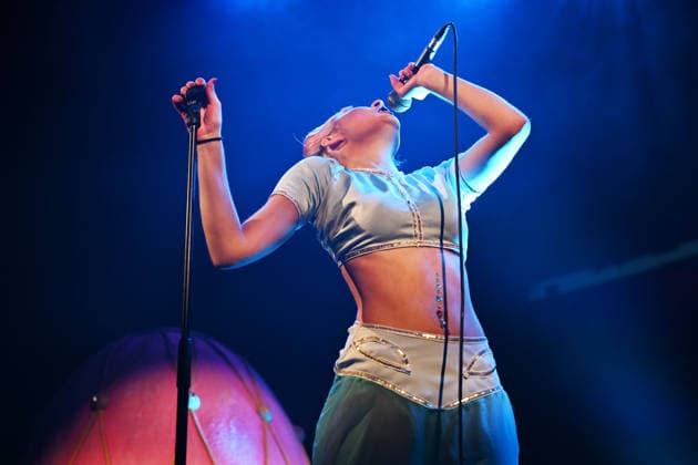 Olivia True Connection performing at Islington Assembly Hall in London LONDON, ENGLAND - MARCH 31: Olivia True Connection (Olivia Bond) performing at Islington Assembly Hall on March 31, 2026 in London, England. CAP MAR MAR Great Britain Copyright: xMartinxHarris CapitalxPicturesx