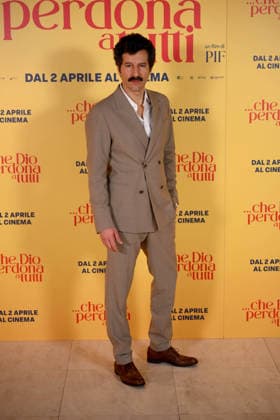 News - Photocall Che Dio perdona a tutti Francesco Scianna during Photocall Che Dio perdona a tutti , News in Rome, Italy, March 31 2026 Rome Cinema Barberini Italy Copyright: xMassimoxLanduccix xLiveMediax LPN_2371824