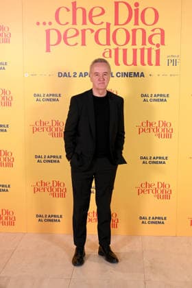 News - Photocall Che Dio perdona a tutti Carlos Hipolito during Photocall Che Dio perdona a tutti , News in Rome, Italy, March 31 2026 Rome Cinema Barberini Italy Copyright: xMassimoxLanduccix xLiveMediax LPN_2371837