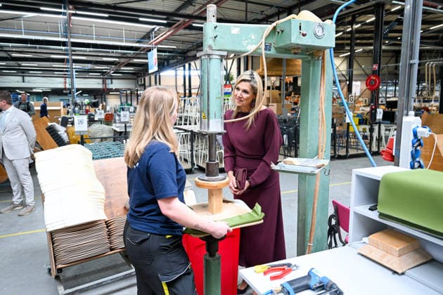 Queen Maxima visits association for circular initiatives. Hoogeveen. The Netherlands. 1 Apr 2026 Queen Maxima during a visit to Vepa, manufacturer of sustainable office furniture. Vepa is part of the Fair Furniture Group and helps organizations with their circular design. Furniture and individual parts are assessed in Vepa s Circular Center, saved, dismantled and renovated. Hoogeveen The Netherlands  Copyright: xDPPA EMx
