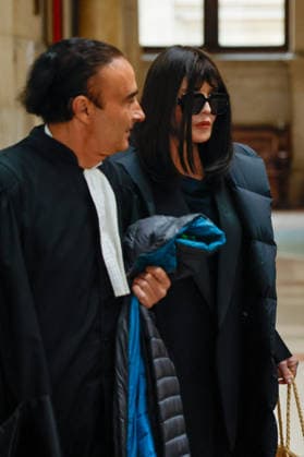 French actress Isabelle Adjani arrives at the Paris court of appeal for a hearing in her appeal trial on charges of tax fraud and money laundering at the Palais de Justice in Paris, France, on April 1st, 2026 Julien Sarkissian Bestimage French actress Isabelle Adjani arrives at the Paris court of appeal for a hearing in her appeal trial on charges of tax fraud and money laundering at the Palais de Justice in Paris, France, on April 1st, 2026 Paris France  Copyright: xJulienxSarkissianx xBestimagexJulienxSarkissianx xBestimagex