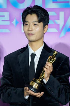 Netflix film KPop Demon Hunters press conference SEOUL, SOUTH KOREA, APR 01: South Korean music producer Lee Yoo-han( IDO - YUHAN ) during Netflix film KPop Demon Hunters press conference at the CGV in Seoul, South Korea, on April 01, 2026. Seoul the CGV South Korea 8266_286868 Copyright: xStevexChoxKyewoong PentaxPressx