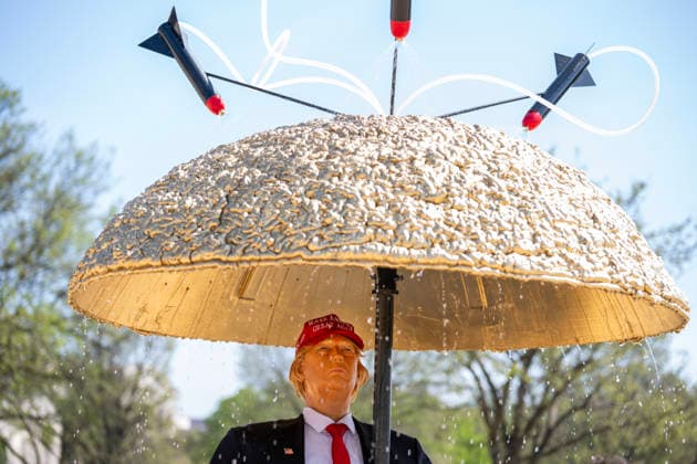 Golden Dome Installation UNITED STATES - APRIL 1: An installation featuring an effigy of President Donald Trump is seen during an unveiling event on the National Mall to highlight the flaws in the administration™s proposed Golden Dome missile defense system, on Wednesday, April 1, 2026. Ben Cohen, co-founder, Ben & Jerry™s and founder of UpInArms.life, made remarks at the event. (Tom Williams CQ Roll Call) Washington DC United States EDITORIAL USE ONLY Copyright: x2026xCQ-RollxCall,xInc.x TomxWilliamsx rollcallpix170095