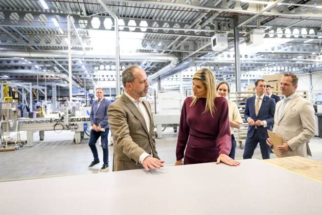 Hoogeveen, The Netherlands, 2026-04-01 12:36:38 HOOGEVEEN, 01-04-2026, Vepa Queen Maxima visits the association Circulair Groningen Drenthe. The association consists of nearly two hundred companies and organizations that invest in the transition to a circular economy in the Northern Netherlands. The working visit starts in Hoogeveen at Vepa, a manufacturer of sustainable office furniture. PHOTO: NLBeeld Patrick van Emst Credit: NL Beeld Patrick van Emst  Copyright: xx x