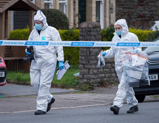 April 1, 2026, Bristol, Bristol, UK: Bristol, UK. Police and Forensics are seen in Charlton Road, Speedwell, following an incident when a man was shot and taken to hospital with what police describe as potentially life changing injuries. The gunman is still on the loose. Bristol UK  - ZUMAl94_ 20260401_zaf_l94_096 Copyright: xSimonxChapmanx