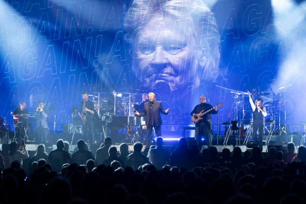 01.04.2026, Zürich, Hallenstadion, HOWARD CARPENDALE - MEINE ABSCHIEDSTOURNEE Zürich Hallenstadion Zürich Swiitzerland Copyright: xJustPictures.ch AlexanderxRaemyx jp-de-AlRa-DSC04054