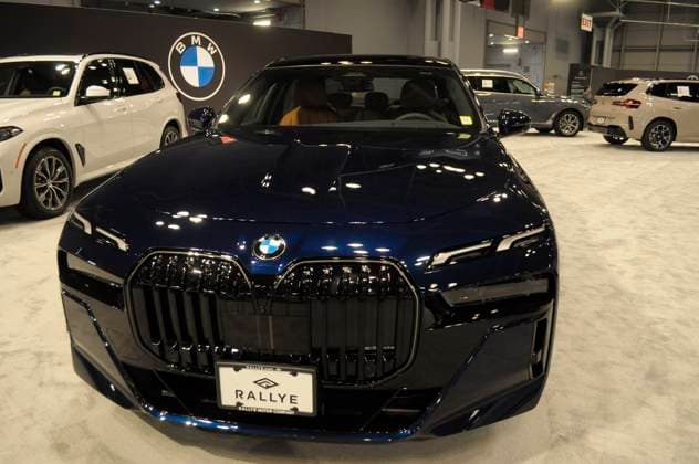 Media Day at the New York International Auto Show in New York City, US - 1 Apr 2026 A BMW 740i vehicle is seen on media day at the 2026 New York International Auto Show in the Jacob K. Javits Convention Center. The annual NYIAS in Manhattan, New York City featured various car companies, debuts of new vehicles and automobile industry professionals. The convention, which opens to the public on April 3 and ends on April 12, attracts thousands of car enthusiasts. The NYIAS began in 1900 showcasing automobiles and examples of future car technology. New York United States Copyright: xJiminxKimx xSOPAxImagesx JKIM_ny_auto_show_nyc_apr_1_26_DSC3550.jpeg