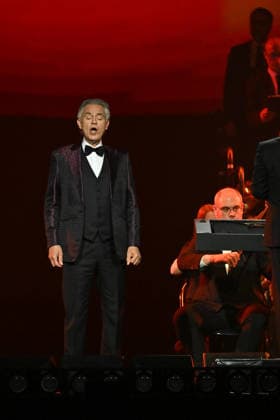 Andrea Bocelli And Andrea Lykke Oehlenschlæger In Concert - Paris Andrea Bocelli performs at the Accor Arena in Paris, France on April 1, 2026. Photo by Christophe Meng ABACAPRESS.COM Paris France  Copyright: xMengxChristophe ABACAx