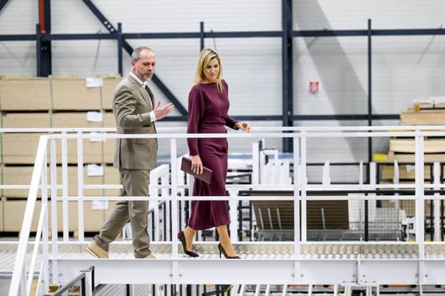 Queen Maxima Visits Association for Circular Initiatives - Netherlands Queen Maxima visiting the association Circulair Groningen Drenthe during a working visit at Vepa in Hoogeveen, Netherlands on April 1, 2026. Photo by Patrick van Emst NL Beeld Bruno Press ABACAPRESS.COM Netherlands  Copyright: xBrunoxPress ABACAx