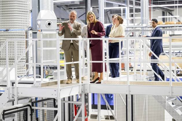 Queen Maxima Visits Association for Circular Initiatives - Netherlands Queen Maxima visiting the association Circulair Groningen Drenthe during a working visit at Vepa in Hoogeveen, Netherlands on April 1, 2026. Photo by Patrick van Emst NL Beeld Bruno Press ABACAPRESS.COM Netherlands  Copyright: xBrunoxPress ABACAx