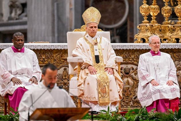 April 2, 2026, Vatican City, Rome, Vatican: Thursday of Holy Week, Chrism Mass. Pictured is Pope Leo XIV. Vatican City, St. Peter s Basilica, April 2nd 2026. FOR EDITORIAL USE ONLY. Vatican City Vatican  - ZUMAa289 20260402_zia_a289_004 Copyright: xMariaxLauraxAntonellix