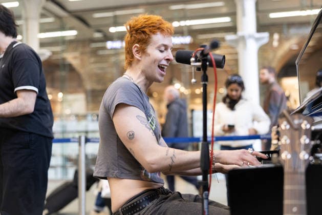 D3lta performs live at St Pancras International station, London, UK, 02 April 2026. D3lta - St. Pancras Performance to celebrate the release of his single Mad About It , Credit:Ewelina Stachurska Show Me You Avalon United Kingdom, London, St. Pancras  Copyright: xEwelinaxStachurskaxShowxMexYoux xAvalonx 1088218760