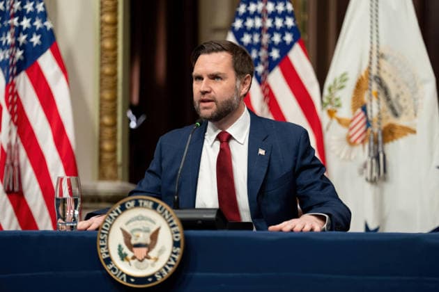 April 2, 2026, Washington, Dc, United States of America: U.S President Vice President JD Vance, delivers remarks during the first meeting of the White House Task Force To Eliminate Fraud at the Eisenhower Executive Office Building of the White House, March 27, 2026, in Washington, D.C. Washington United States of America - ZUMAp138 20260402_zaa_p138_071 Copyright: xHandout WhitexHousex