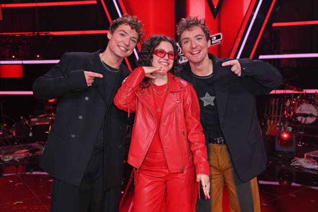 HE RO (Roman Lochmann, Heiko Lochmann), Kandidatin Lionella - THE VOICE KIDS FINALE 2026 im Studio Berlin Adlershof in Berlin am 03.04.2026
