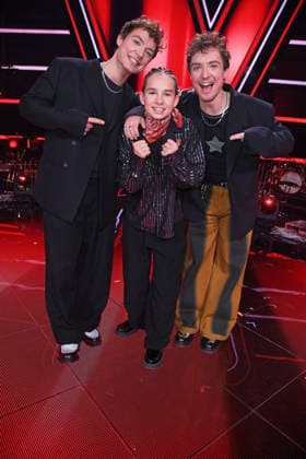 HE RO (Roman Lochmann, Heiko Lochmann), Kandidat Illia - THE VOICE KIDS FINALE 2026 im Studio Berlin Adlershof in Berlin am 03.04.2026