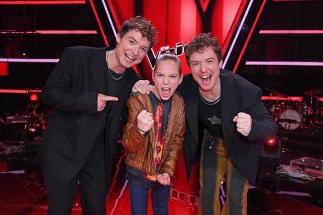 HE RO (Roman Lochmann, Heiko Lochmann), Kandidat Levy - THE VOICE KIDS FINALE 2026 im Studio Berlin Adlershof in Berlin am 03.04.2026