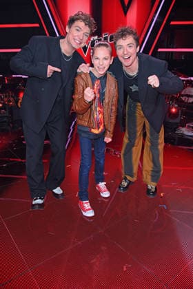 HE RO (Roman Lochmann, Heiko Lochmann), Kandidat Levy - THE VOICE KIDS FINALE 2026 im Studio Berlin Adlershof in Berlin am 03.04.2026
