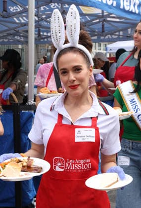 Los Angeles Mission & Hope The Mission Host Special Easter outreach on Skid Row Featuring: Christina DeRosa Where: Los Angeles, California, United States When: 03 Apr 2026 Credit: Faye s Vision Cover Images EDITORIAL USE ONLY. NOT FOR USE BY NEWSPAPERS BASED IN THE UK. Copyright: xx coverimg55597209