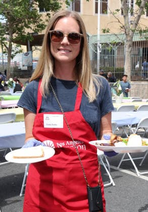 Los Angeles Mission & Hope The Mission Host Special Easter outreach on Skid Row Featuring: Cindy Busby Where: Los Angeles, California, United States When: 03 Apr 2026 Credit: Faye s Vision Cover Images EDITORIAL USE ONLY. NOT FOR USE BY NEWSPAPERS BASED IN THE UK. Copyright: xx coverimg55597230