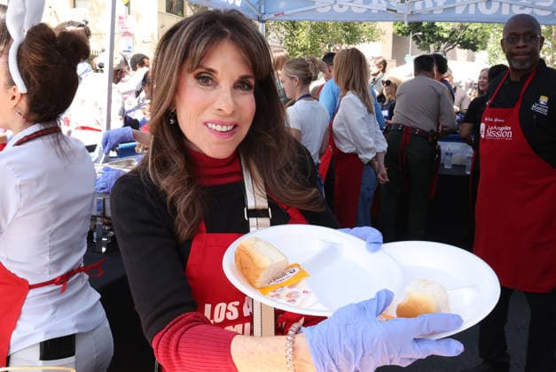 Los Angeles Mission & Hope The Mission Host Special Easter outreach on Skid Row Featuring: Kate Linder Where: Los Angeles, California, United States When: 03 Apr 2026 Credit: Faye s Vision Cover Images EDITORIAL USE ONLY. NOT FOR USE BY NEWSPAPERS BASED IN THE UK. Copyright: xx coverimg55597104