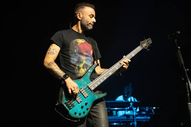 Muse Play O2 Academy Brixton London - 3 Apr 2026 Chris Wolstenholme of Muse rock band, performs live on stage at the O2 Academy Brixton London. Muse played an intimate album launch show at the O2 Academy Brixton London on April 3rd to celebrate their 10th studio album The Wow! Signal The Album will be released later this year. Muse are Matt Bellamy, Chris Wolstenholme and Dominic Howard. London United Kingdom Copyright: xBonniexBritainx xSOPAxImagesx MUS01320