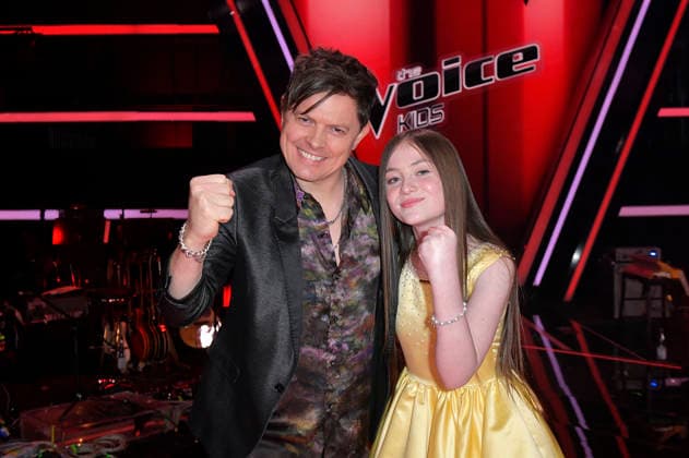 Michael Patrick Kelly und Katelyn vom Team Michael Patrick beim Photocall mit den Finalisten und Coaches der 14. Staffel der TV-Show The Voice Kids im Studio H Berlin-Adlershof. Berlin, 03.04.2026