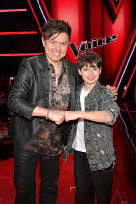 Michael Patrick Kelly und Renat vom Team Michael Patrick beim Photocall mit den Finalisten und Coaches der 14. Staffel der TV-Show The Voice Kids im Studio H Berlin-Adlershof. Berlin, 03.04.2026