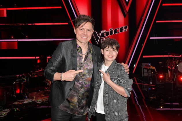Michael Patrick Kelly und Renat vom Team Michael Patrick beim Photocall mit den Finalisten und Coaches der 14. Staffel der TV-Show The Voice Kids im Studio H Berlin-Adlershof. Berlin, 03.04.2026