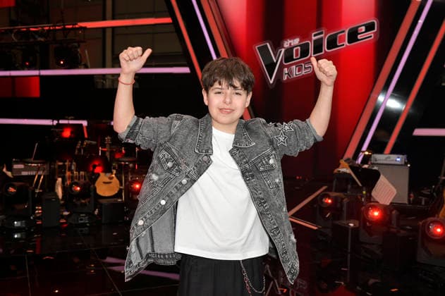 Renat vom Team Michael Patrick beim Photocall mit den Finalisten und Coaches der 14. Staffel der TV-Show The Voice Kids im Studio H Berlin-Adlershof. Berlin, 03.04.2026