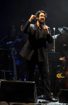 Josh Groban Concert Josh Groban Gems World Tour 2026 at the Grand Rex in Paris, France, on April 3, 2026 Anne Sophie Guebey Bestimage Concert Josh Groban Gems World Tour 2026 at the Grand Rex in Paris, France, on April 3, 2026 Paris France  Copyright: xAnne-SophiexGuebeyx xBestimagexAnne-SophiexGuebeyx xBestimagex