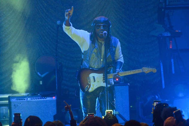 Leon Thomas Performs at Eventim Apollo, London, UK American singer-songwriter Leon Thomas (born Leon George Thomas III) performs at The Eventim Apollo, London, England, UK on Friday 3 April 2026 as part of his Mutts Don t Heel Tour 2026., Credit:Justin Ng Avalon UK, England, London, Eventim Apollo  Copyright: xJustinxNgx xAvalonx 1088495614