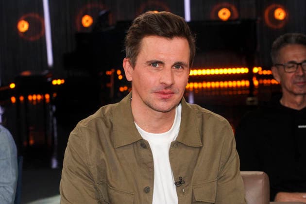 ABB TALKSHOW- Julian Sengelmann deutscher Schauspieler, Musiker und Theologe zu Gast in der NDR Talkshow , aus dem NDR 3 Studio am Freitag 03.04.2026 in Hamburg Hamburg Deutschland