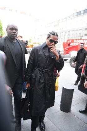 Rihanna et A$AP Rocky Arriving at Siena Restaurant - Paris Rihanna et A$AP Rocky are arriving at Siena Restaurant in Paris, France, on April 4, 2026. Photo by Florian Poitout ABACAPRESS.COM Paris France  Copyright: xPoitoutxFlorian ABACAx