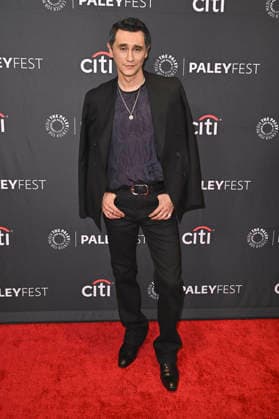 Carlos-Manuel Vesga beim Screening der Apple TV+ Serie Pluribus auf dem 43. PaleyFest LA 2026 im Dolby Theatre. Los Angeles, 04.04.2026