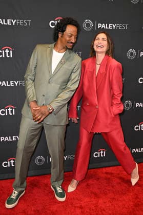 Samba Schutte und Karolina Wydra beim Screening der Apple TV+ Serie Pluribus auf dem 43. PaleyFest LA 2026 im Dolby Theatre. Los Angeles, 04.04.2026