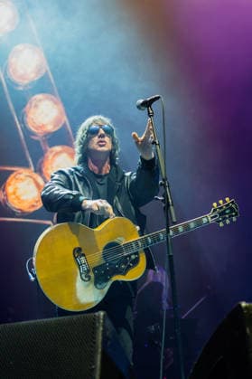 Richard Ashcroft live in Birmingham Richard Ashcroft performs songs from The Verve and his solo career live at Birmingham Utilita Arena on Saturday 04 April 2026., Credit:James Berry Avalon  Copyright: xJamesxBerryx xAvalonx 1088717753