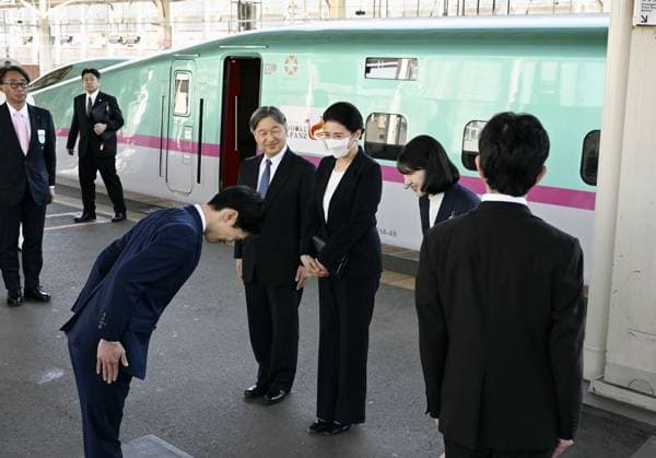 Japan imperial family s trip to Fukushima Japan s Emperor Naruhito (4th from R), Empress Masako and their daughter Princess Aiko arrive at JR Fukushima Station in Fukushima, northeastern Japan, on April 6, 2026, to inspect the recovery efforts since the 2011 Great East Japan Earthquake.  A14AA0005438553P