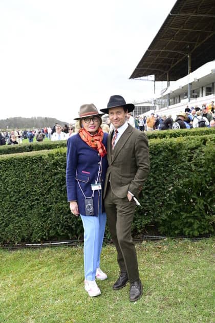 Tini Gräfin von Rothkirch und Tom Schilling bei der Großen Saisoneröffnung 2026 auf der Rennbahn Hoppegarten. Berlin, 05.04.2026 Copyright: xMatthiasxWehnertx