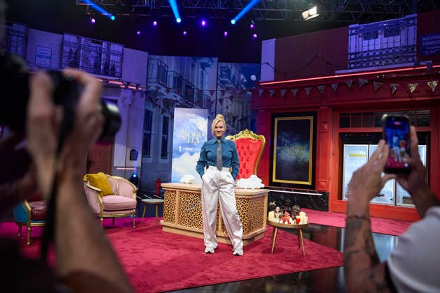 Al cielo con ella by Henar Álvarez starts broadcasting on La 1 The presenter and comedian Henar Álvarez during a meeting with the media, at Estudio 4 in Prado del Rey, on April 6, 2026, in Pozuelo de Alarcón, Madrid Spain The meeting takes place on the occasion of the beginning of the broadcasting of the late show Al cielo con ella on RTVEs La 1 The comedy and interview program started in November 2024 on RTVE Play and due to its success it jumped to La 2 with its second season Starting tomorrow, April 7, the program will jump to the main channel of the public channel 06 APRIL 2026 Jesús Hellí Madrid Madrid Madrid Spain  Copyright: xJesusxHellinx 7417724