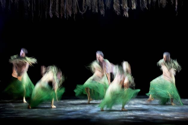 April 6, 2026, Sydney, Nsw, Australia: Dancers perform during the Australian Ballet and Bangarra Dance Theatre s Flora dress rehearsal at the Sydney Opera House. Sydney Australia - ZUMAt173 20260406_zsp_t173_024 Copyright: xStephanexThomasx