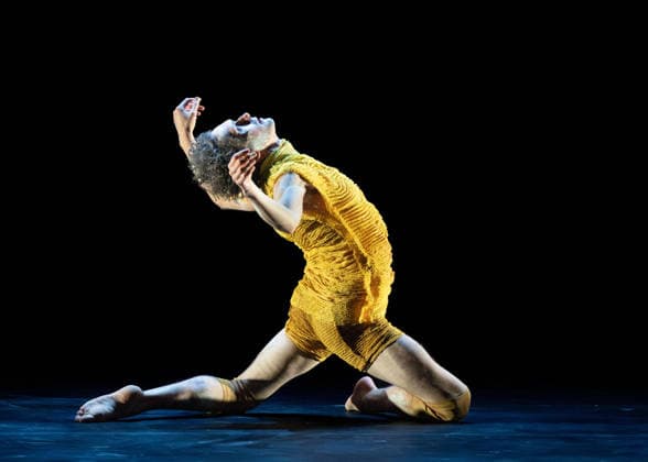 April 6, 2026, Sydney, Nsw, Australia: Dancer performs during the Australian Ballet and Bangarra Dance Theatre s Flora dress rehearsal at the Sydney Opera House. Sydney Australia - ZUMAt173 20260406_zsp_t173_029 Copyright: xStephanexThomasx