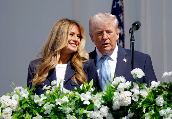 2026 White House Easter Egg Roll United States President Donald J Trump and first lady Melania Trump, host the 2026 White House Easter Egg Roll, on the South Lawn of the White House in Washington, DC, USA, on Monday, April 6, 2026. It is an annual tradition that began in 1878 during the administration of US President Rutherford B Hayes. Credit: Aaron Schwartz Pool via CNP Washington District of Columbia United States  Copyright: xPool ABACAx