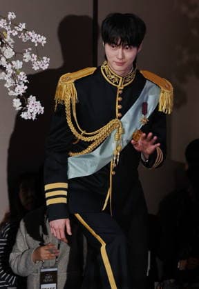 S. Korean actor Byun Woo-seok S. Korean actor Byun Woo-seok South Korean actor Byun Woo-seok, who stars in the MBC-TV s new drama Perfect Crown, enters a publicity event in Seoul on April 6, 2026. The first episode of the drama will be aired on April 10. (Yonhap) 2026-04-07 07:30:51 < 1980-2026 YONHAPNEWS AGENCY. .> ¼­¿ïÆ¯º°½Ã EDITORIAL USE ONLY  Copyright: xx PYH2026040616890034400 YonhapxNewsx yonphotos251149