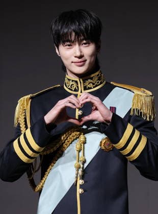 S. Korean actor Byun Woo-seok S. Korean actor Byun Woo-seok South Korean actor Byun Woo-seok, who stars in the MBC-TV s new drama Perfect Crown, poses for a photo during a publicity event in Seoul on April 6, 2026. The first episode of the drama will be aired on April 10. (Yonhap) 2026-04-07 07:30:48 < 1980-2026 YONHAPNEWS AGENCY. .> ¼­¿ïÆ¯º°½Ã EDITORIAL USE ONLY  Copyright: xx PYH2026040616880034400 YonhapxNewsx yonphotos251150