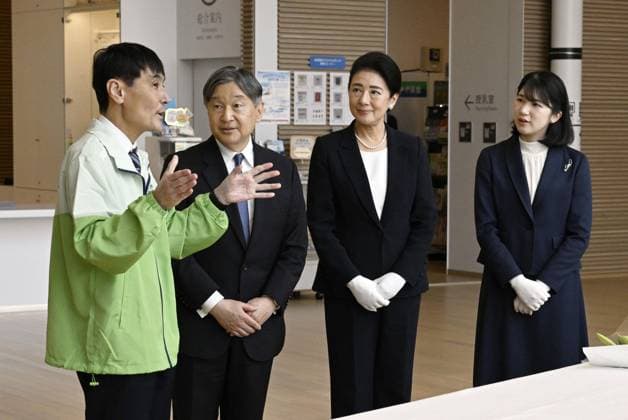 Japan imperial family s trip to Fukushima Japan s Emperor Naruhito (2nd from L), Empress Masako (2nd from R) and their daughter Princess Aiko visit the Great East Japan Earthquake and Nuclear Disaster Memorial Museum in Futaba, a Fukushima Prefecture town that co-hosts the crippled Fukushima Daiichi nuclear power plant, on April 6, 2026. Fifteen years after the earthquake, tsunami and nuclear disasters that struck northeastern Japan in March 2011, they are visiting the prefecture to see the recovery efforts firsthand.  A14AA0005440245P