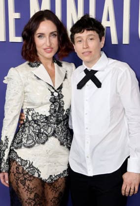 The Miniature Wife TV Series Premiere, Los Angeles, California, USA - 06 Apr 2026 Zoe Lister-Jones and Sam Cohen at the Peacock s TV Series premiere of The Miniature Wife held at DGA Theater in Hollywood, USA on April 6, 2026., Credit:Lumeimages.com Avalon USA, California, Hollywood, Los Angeles, CA, USA  Copyright: xLumeimages.comx xAvalonx 1089154440