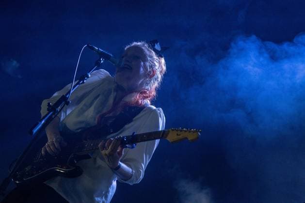 Music Concert - Mum Live in Shanghai Sigurlaug Gisladottir playing on stage during the Mum Live at VAS ear in Shanghai, China on April 6, 2026 Shanghai VAS ear China Copyright: xAndreaxAimarx xLiveMediax LPM_2377741